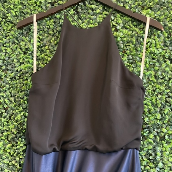 HALSTON HERITAGE
Sleeveless High-Neck Mixed-Media Twist-Drape Evening Gown - Picture 12 of 15